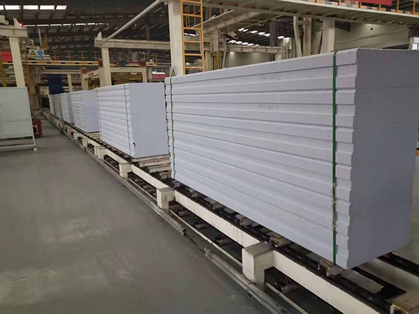 青岛轻质隔墙板既能适应工业化生产的要求
